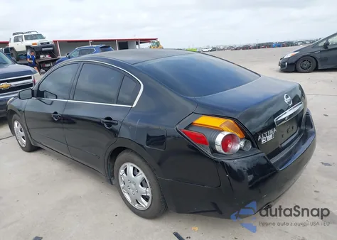 2011 Nissan Altima 2.5 z USA, uszkodzony, nr VIN 1N4AL2AP4BN511905
